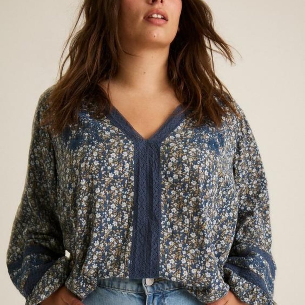 Festi Torrid V-Neck Blouse